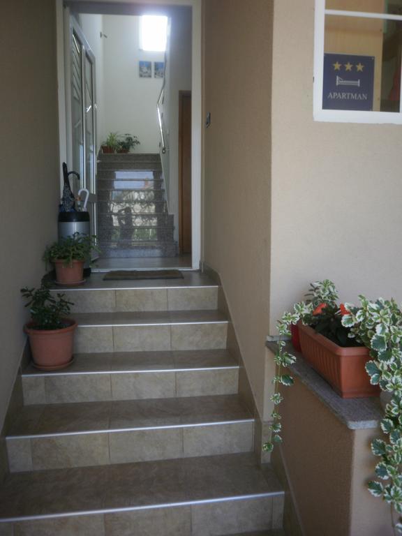 Apartments Filipovic Biograd Na Moru Exterior photo